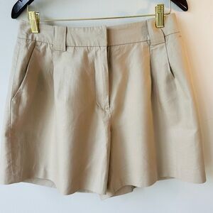 J McLaughlin NWT tan linen classic shorts